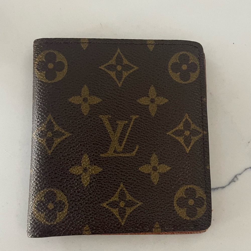 louis vuitton men’s wallet